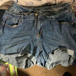 Old navy shorts size 14
